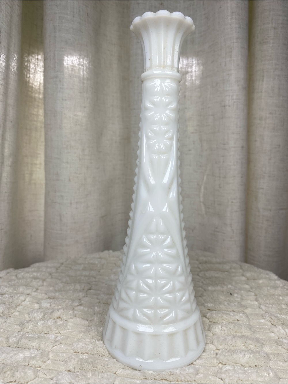 Anchor Hocking Vintage Stars and Bars Milk Glass 9” Bud Vase Mid-Century Art